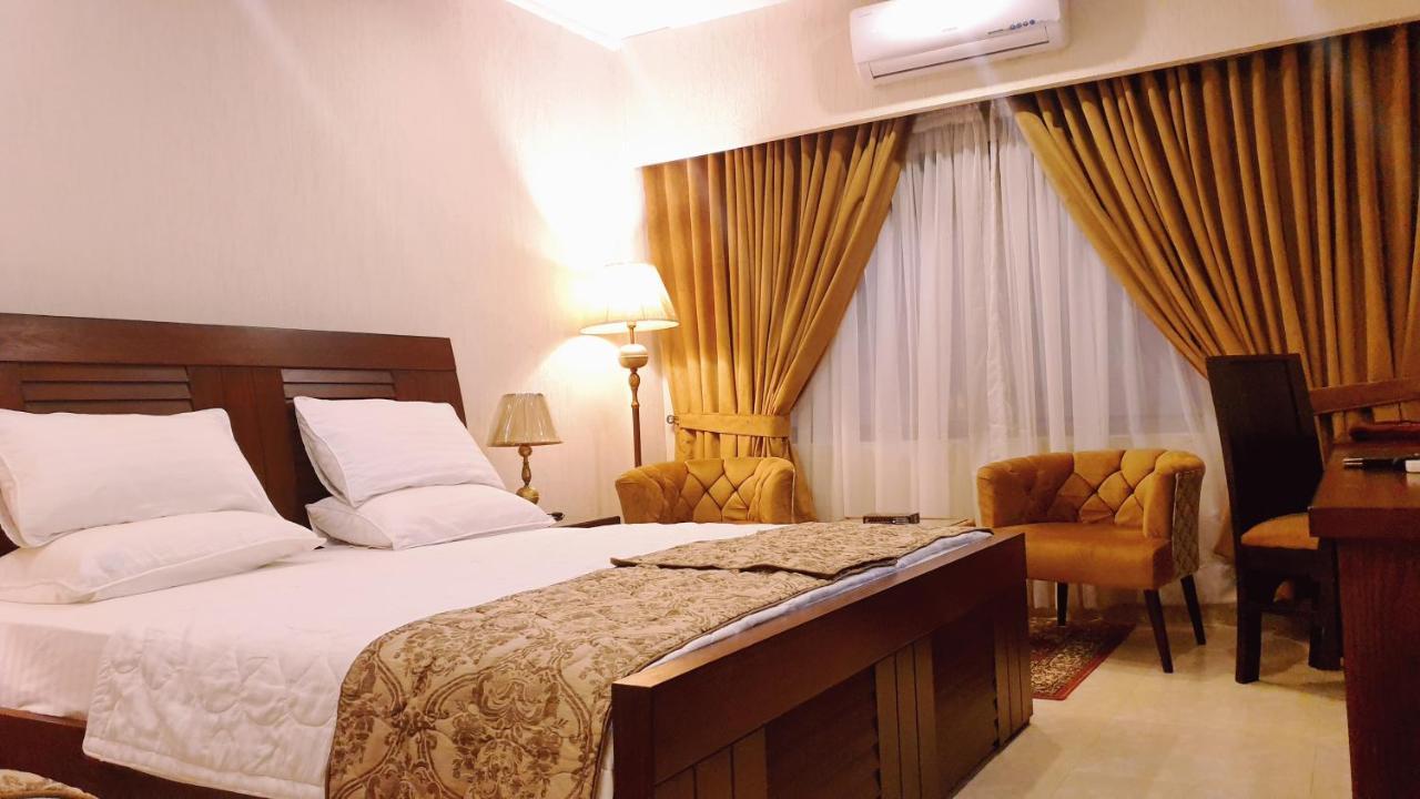 Hotel Grand Arena Rawalpindi Ngoại thất bức ảnh