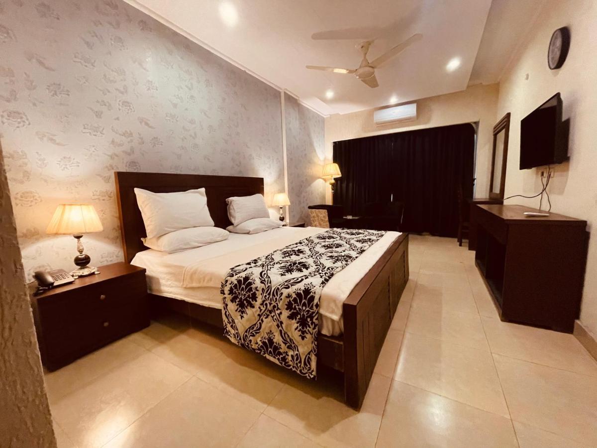 Hotel Grand Arena Rawalpindi Ngoại thất bức ảnh